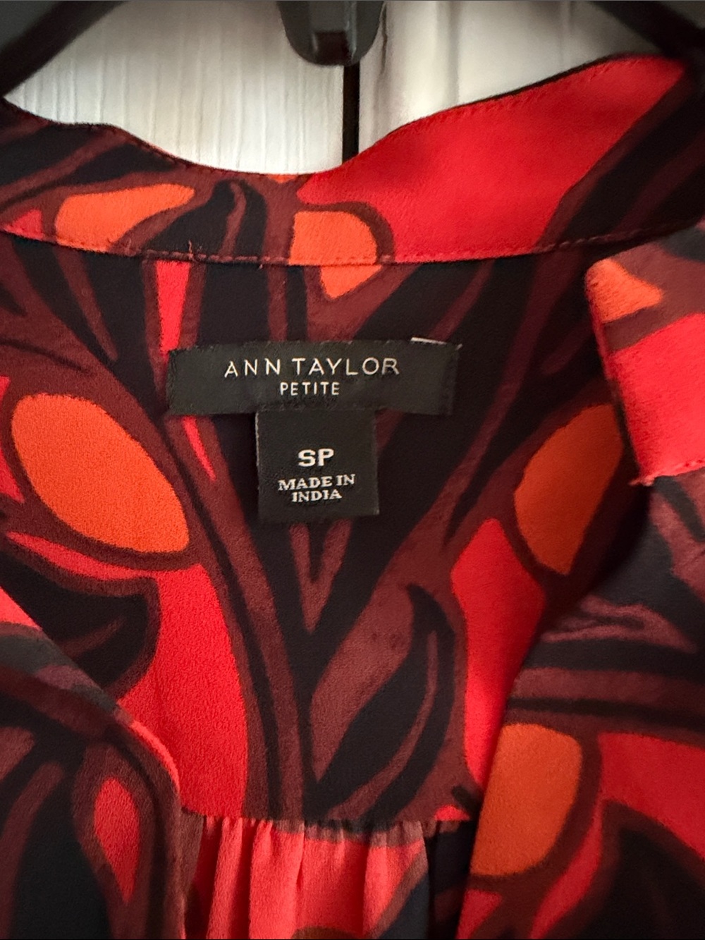 Ann Taylor Red, Black & Orange Floral-Print Long Sleeve Blouse size SP - Picture 5 of 7